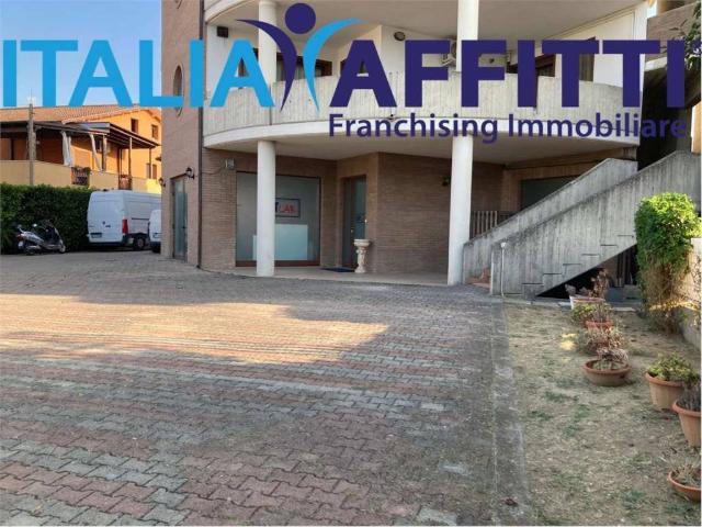Immobile in affitto a Pianella PE