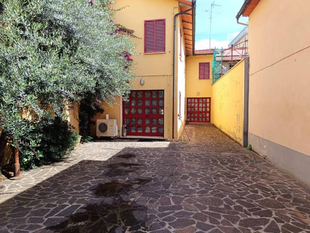 Immobile in affitto a Prato PO