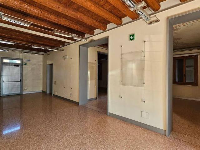 Immobile in affitto a Rossano Veneto VI