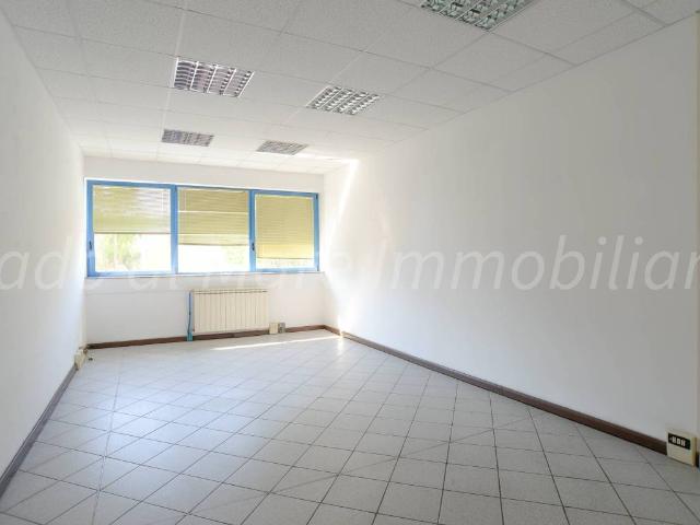 Immobile in affitto a Vado Ligure SV