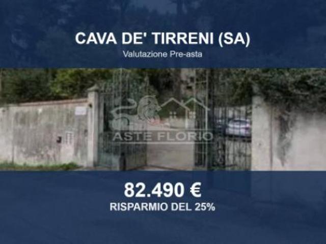 Immobile in asta di 143 m, box auto in vendita a Cava de' Tirreni