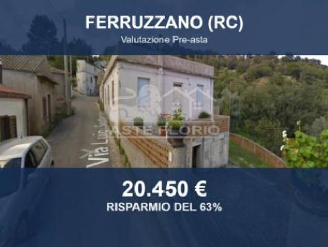 Immobile in asta di 143 m, box auto in vendita a Ferruzzano