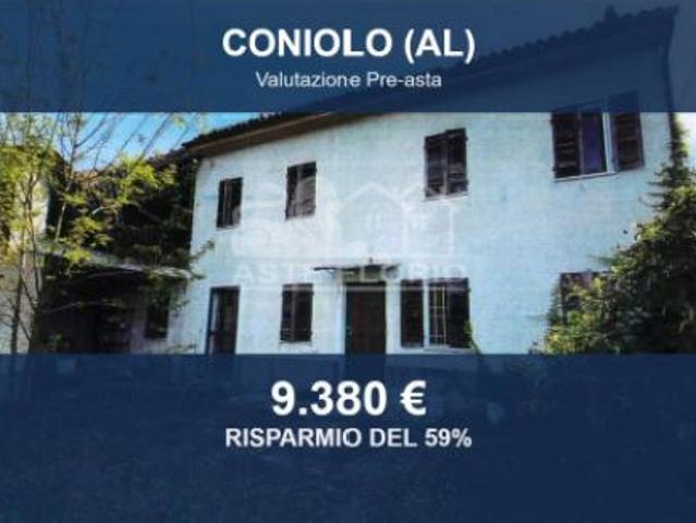 Immobile in asta di 143 m con più di 5 locali e box auto in vendita a Coniolo