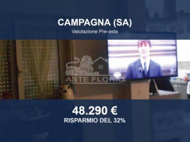 Immobile in asta di 140 m, box auto in vendita a Campagna
