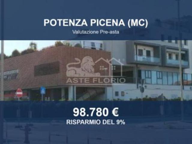 Immobile in asta di 140 m in vendita a Potenza Picena
