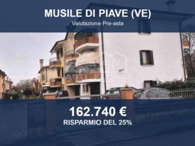Immobile in asta di 141 m con più di 5 locali e box auto in vendita a Musile di Piave
