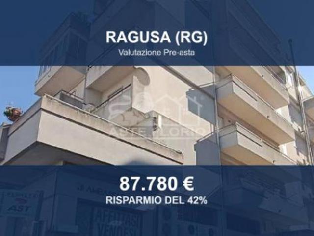 Immobile in asta di 142 m, box auto in vendita a Ragusa