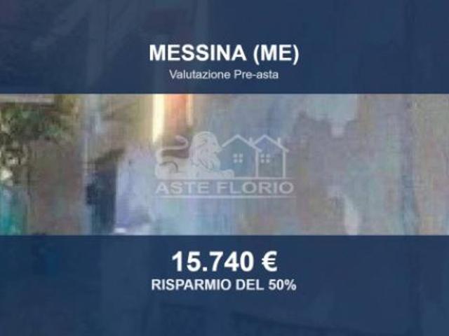 Immobile in asta di 147 m con più di 5 locali in vendita a Messina