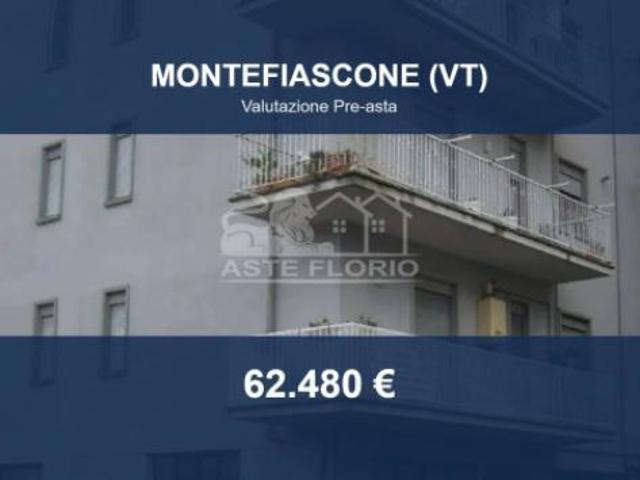 Immobile in asta di 144 m con più di 5 locali in vendita a Montefiascone
