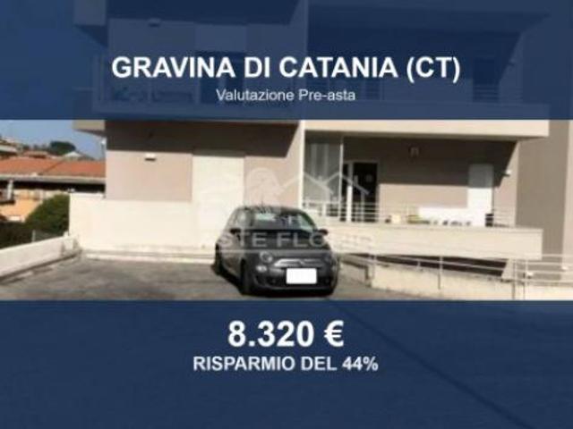 Immobile in asta di 145 m in vendita a Gravina di Catania
