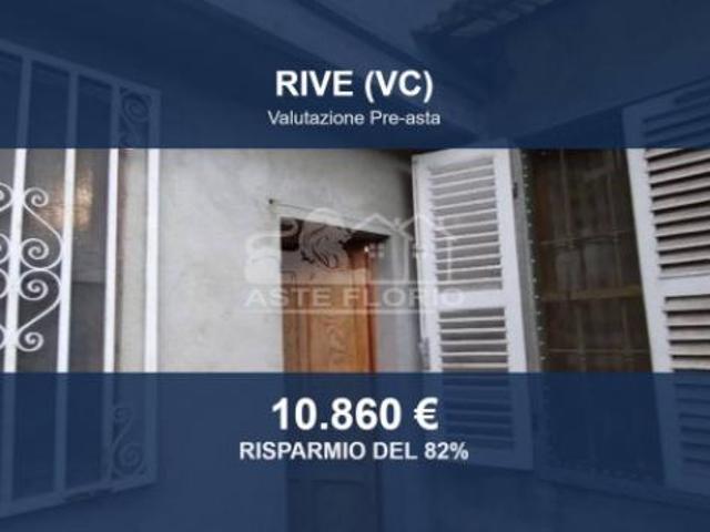 Immobile in asta di 146 m, box auto in vendita a Rive