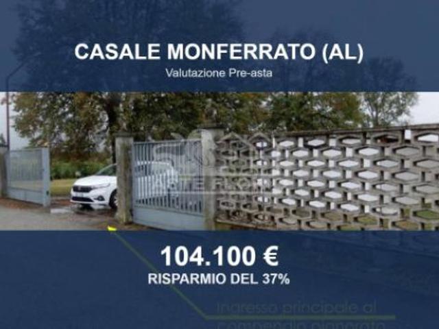 Immobile in asta di 148 m, box auto in vendita a Casale Monferrato