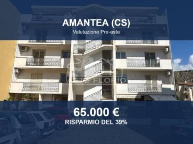 Immobile in asta di 148 m con più di 5 locali in vendita a Amantea