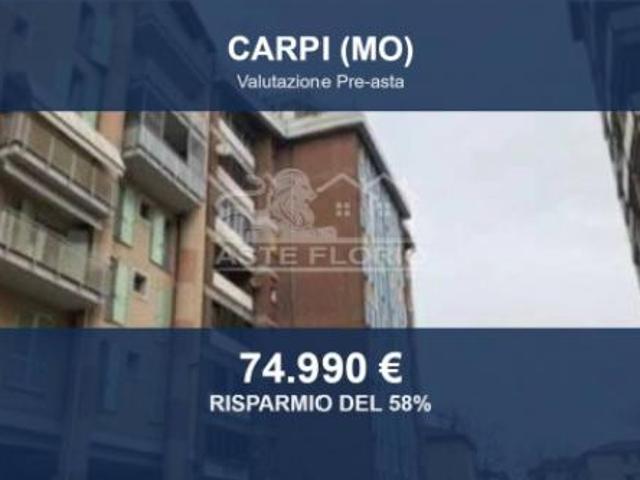 Immobile in asta di 149 m con più di 5 locali e box auto in vendita a Carpi