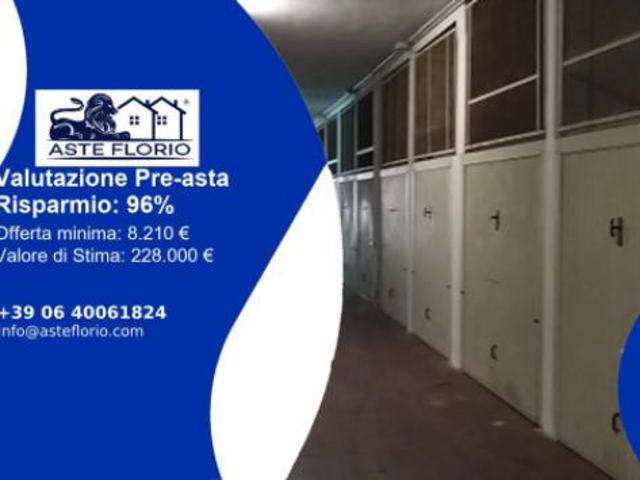 Immobile in asta di 14 m con più di 5 locali in vendita a Arzachena