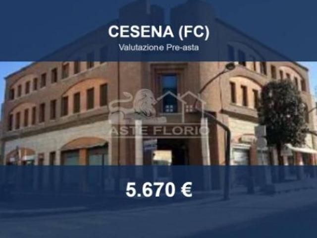 Immobile in asta di 14 m in vendita a Cesena