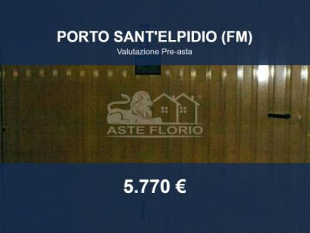 Immobile in asta di 14 m in vendita a Porto Sant'Elpidio