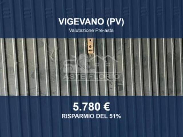 Immobile in asta di 14 m in vendita a Vigevano