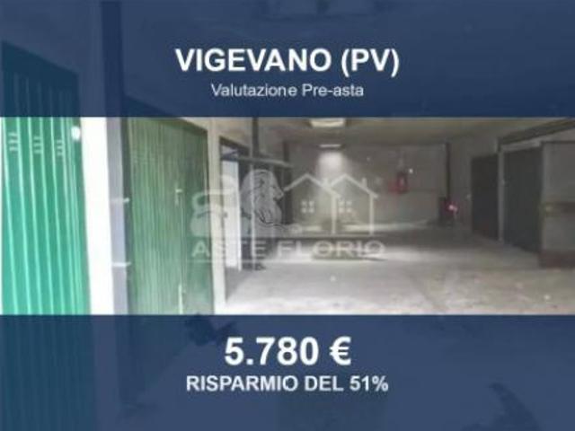 Immobile in asta di 14 m in vendita a Vigevano