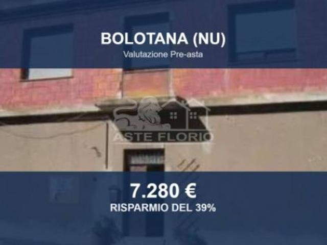 Immobile in asta di 153 m con più di 5 locali e box auto in vendita a Bolotana