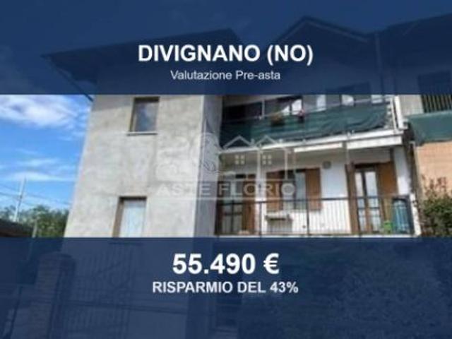 Immobile in asta di 150 m, box auto in vendita a Divignano