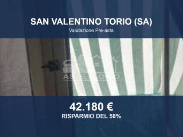 Immobile in asta di 150 m con più di 5 locali in vendita a San Valentino Torio
