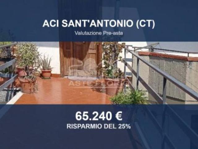 Immobile in asta di 150 m in vendita a Aci Sant'Antonio