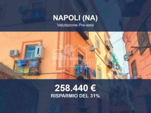 Immobile in asta di 150 m in vendita a Napoli