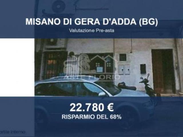 Immobile in asta di 151 m con più di 5 locali in vendita a Misano di Gera d'Adda