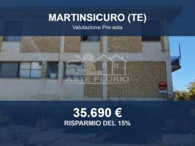 Immobile in asta di 157 m con più di 5 locali in vendita a Martinsicuro