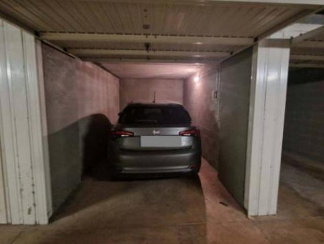 Immobile in asta di 15 m, box auto in vendita a Torino