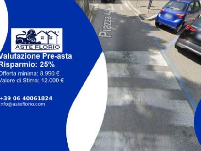 Immobile in asta di 15 m, box auto in vendita a Torino