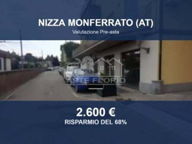 Immobile in asta di 15 m in vendita a Nizza Monferrato