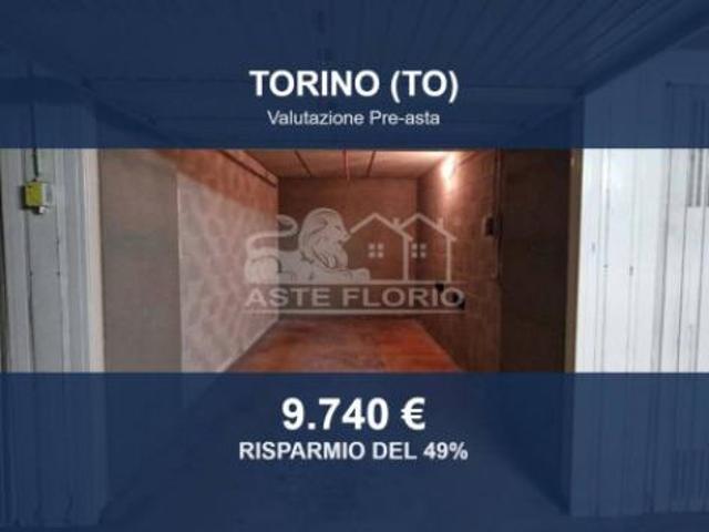 Immobile in asta di 15 m in vendita a Torino