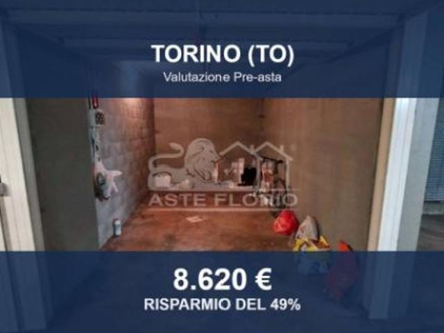 Immobile in asta di 15 m in vendita a Torino