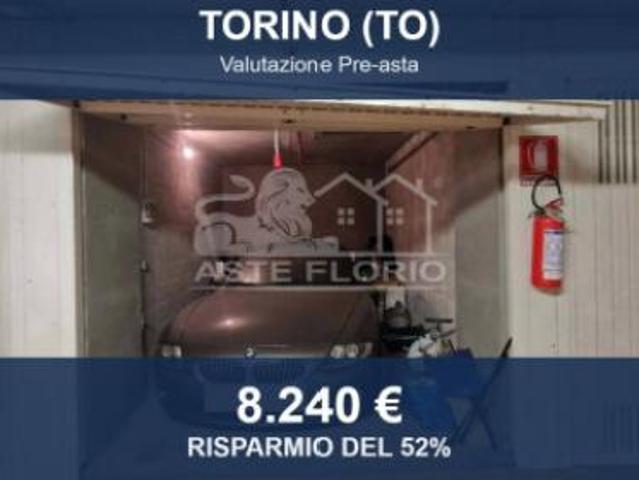 Immobile in asta di 15 m in vendita a Torino