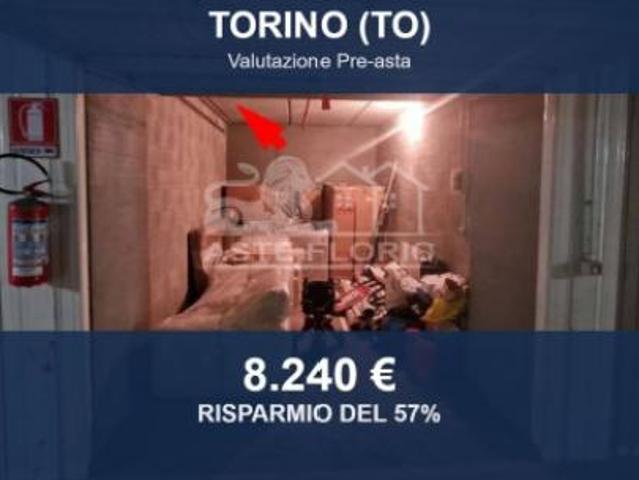 Immobile in asta di 15 m in vendita a Torino