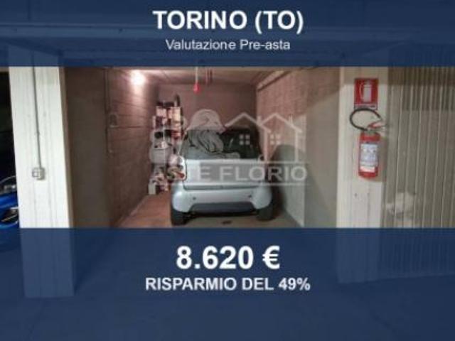 Immobile in asta di 15 m in vendita a Torino