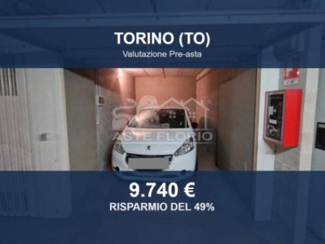 Immobile in asta di 15 m in vendita a Torino