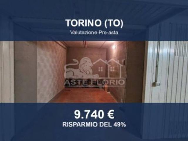 Immobile in asta di 15 m in vendita a Torino