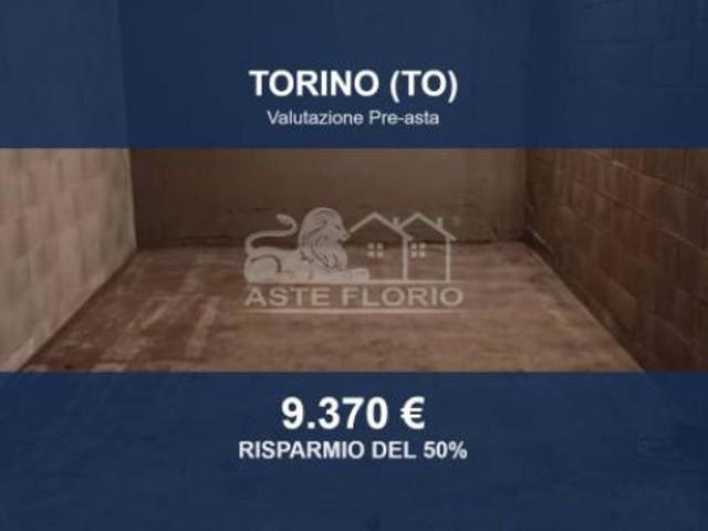Immobile in asta di 15 m in vendita a Torino