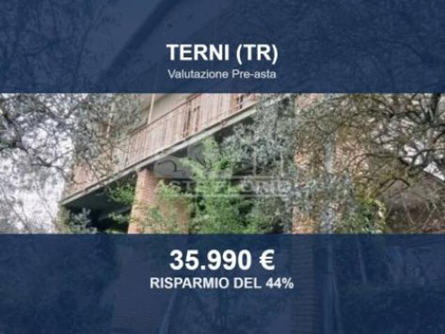 Immobile in asta di 163 m in vendita a Terni