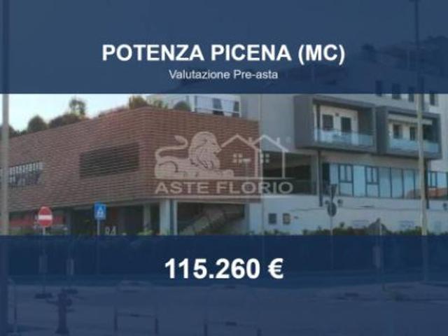 Immobile in asta di 163 m in vendita a Potenza Picena