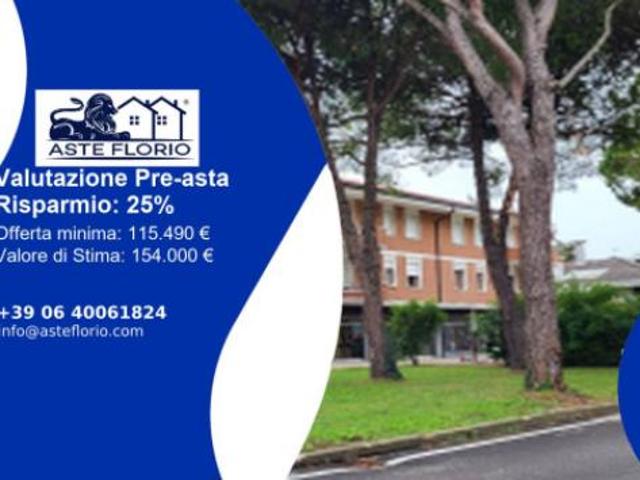Immobile in asta di 161 m, box auto in vendita a Selvazzano Dentro