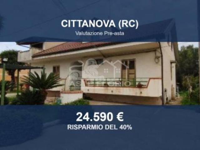 Immobile in asta di 161 m con più di 5 locali in vendita a Cittanova