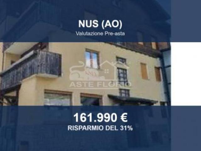 Immobile in asta di 162 m con più di 5 locali in vendita a Nus