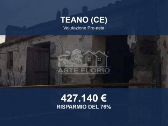 Immobile in asta di 1645 m con più di 5 locali in vendita a Teano
