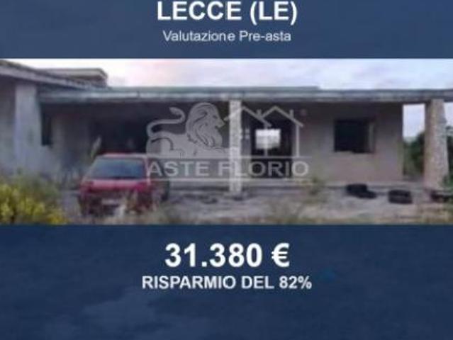 Immobile in asta di 164 m in vendita a Lecce