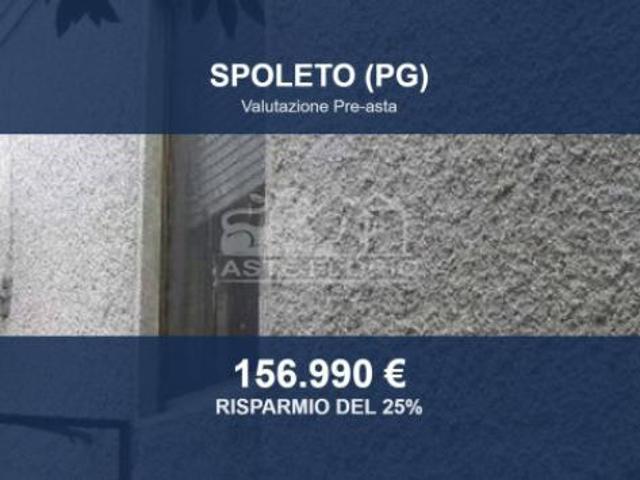 Immobile in asta di 165 m con più di 5 locali e box auto in vendita a Spoleto