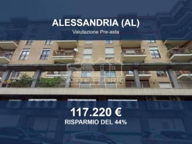 Immobile in asta di 165 m con più di 5 locali in vendita a Alessandria